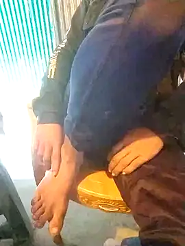 cutetaraaarhjn online show from December 11, 6:14 am