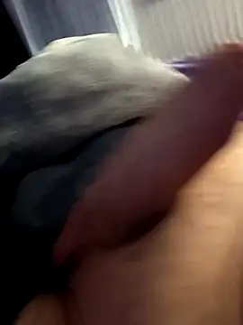 ich411983 online show from October 25, 9:31 pm