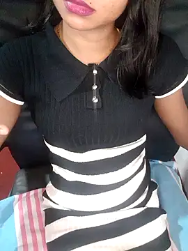 Snapshot of Ashavindi_hot chatting on April 4, 4:59 pm Ashavindi hot online show from April 4, 4:59 pm
