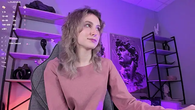 LuxRayi online show from October 16, 5:47 pm