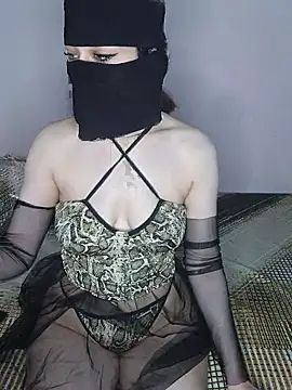 Qamarr online show from February 11, 5:47 am