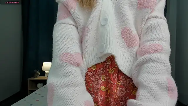 MayBennett online show from December 30, 6:16 pm