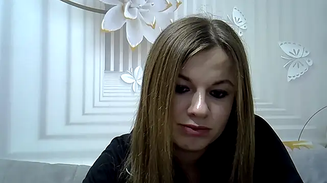 Snapshot of TinaFun4u chatting on December 21, 8:54 pm TinaFun4u online show from December 21, 8:54 pm