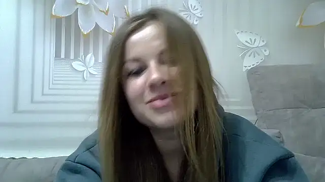 Snapshot of TinaFun4u chatting on January 22, 2:15 am TinaFun4u online show from January 22, 2:15 am