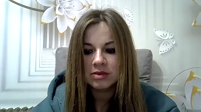 Snapshot of TinaFun4u chatting on February 19, 8:41 pm TinaFun4u online show from February 19, 8:41 pm
