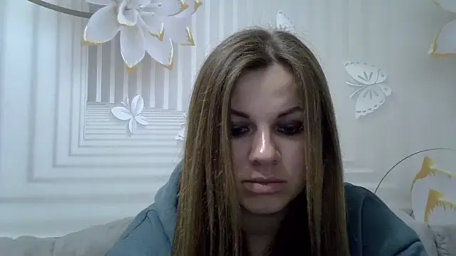 Snapshot of TinaFun4u chatting on March 18, 12:27 am TinaFun4u online show from March 18, 12:27 am