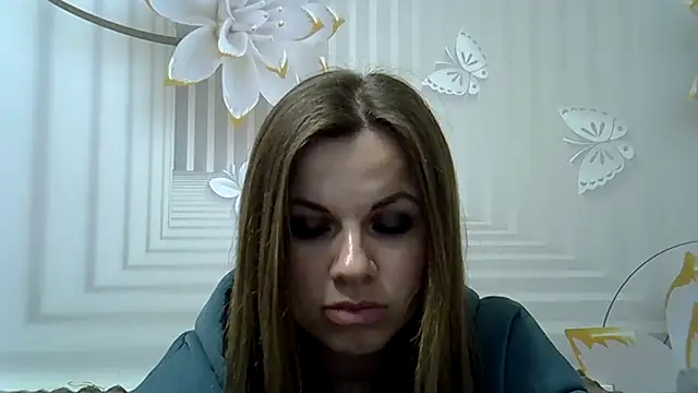 Snapshot of TinaFun4u chatting on March 19, 12:15 am TinaFun4u online show from March 19, 12:15 am