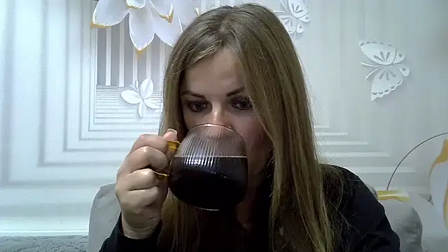 Snapshot of TinaFun4u chatting on September 16, 7:37 pm TinaFun4u online show from September 16, 7:37 pm