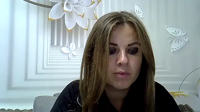 Snapshot of TinaFun4u chatting on October 4, 7:34 pm TinaFun4u online show from October 4, 7:34 pm