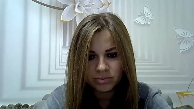 Snapshot of TinaFun4u chatting on October 17, 7:38 pm TinaFun4u online show from October 17, 7:38 pm