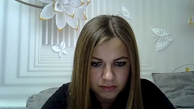 Snapshot of TinaFun4u chatting on November 18, 8:35 pm TinaFun4u online show from November 18, 8:35 pm