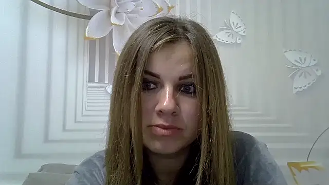 Snapshot of TinaFun4u chatting on November 25, 9:04 pm TinaFun4u online show from November 25, 9:04 pm