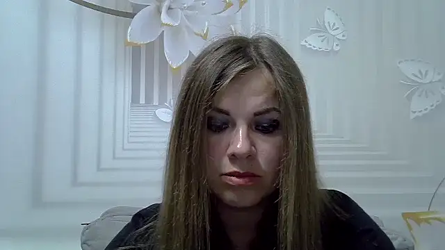 Snapshot of TinaFun4u chatting on June 18, 8:46 pm TinaFun4u online show from June 18, 8:46 pm