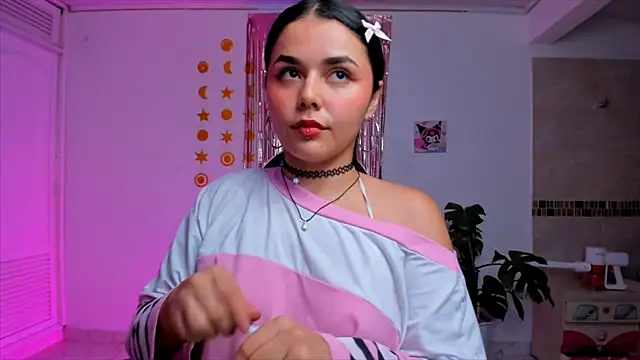 Kaoriyoshii online show from October 23, 9:35 pm