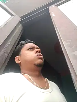 Snapshot of sailord chatting on December 23, 9:59 am sailord online show from December 23, 9:59 am