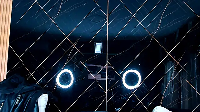 Owen Muzcle online show from October 11, 7:45 pm