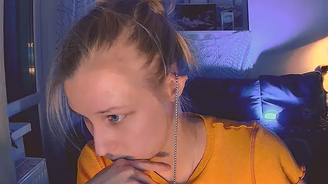 KatiKate online show from December 8, 7:11 pm