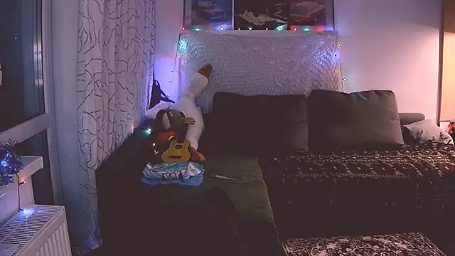 KatiKate online show from January 6, 3:40 pm