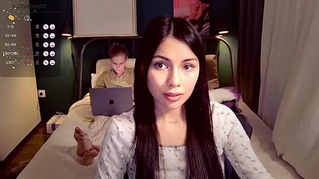 KatiKate online show from April 20, 5:59 pm