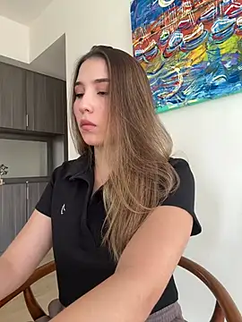 SophieRaily  online show from January 19, 9:13 pm