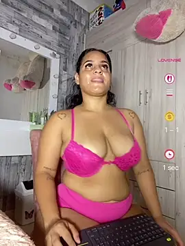Violetrousse online show from June 12, 8:08 pm
