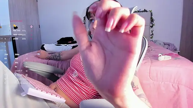 Snapshot of Sakito_Tokio chatting on September 13, 8:30 pm Sakito Tokio online show from September 13, 8:30 pm