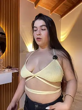 Blancanievess online show from April 27, 4:05 pm