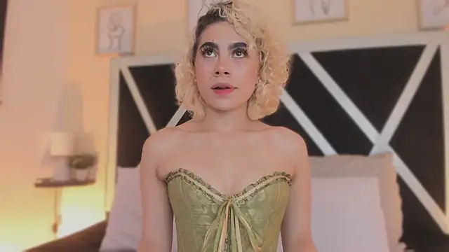 Snapshot of marian_pinzon chatting on November 15, 2:42 am marian pinzon online show from November 15, 2:42 am