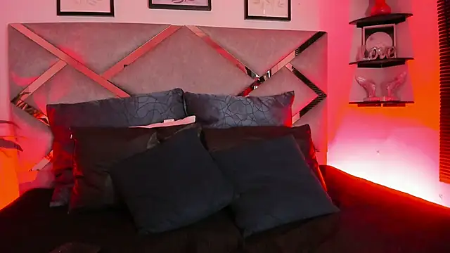 marian pinzon online show from March 13, 7:09 pm