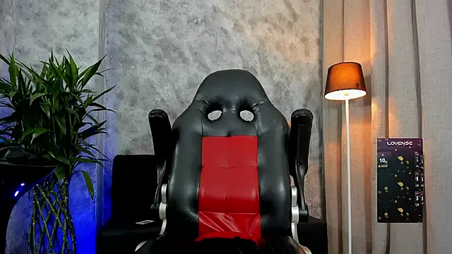 boyc022  online show from December 16, 2:44 pm