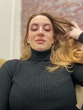  AngelMoon  online show from December 20, 3:35 am