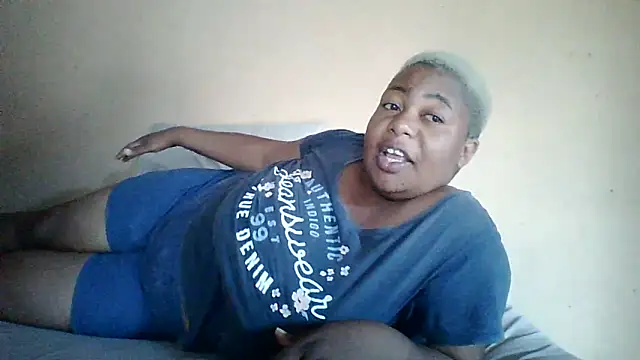 bustyboobs6 online show from February 5, 7:13 am