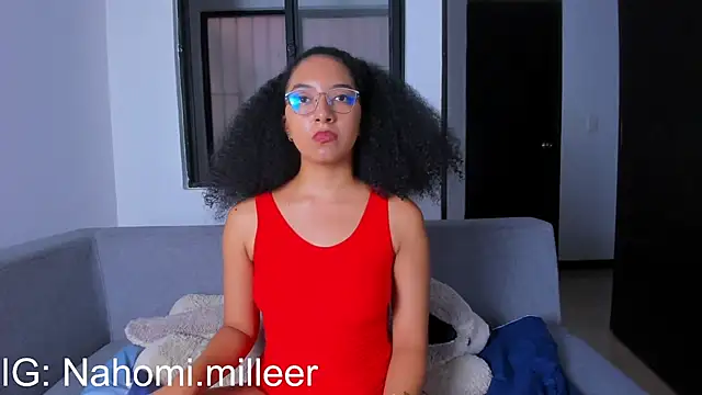 NAHOMI MILLER online show from October 24, 10:06 pm