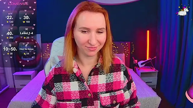 AliceBYKiss online show from February 14, 6:21 am