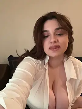 Snapshot of Dreamy_Kitty chatting on February 19, 3:38 pm Dreamy Kitty online show from February 19, 3:38 pm