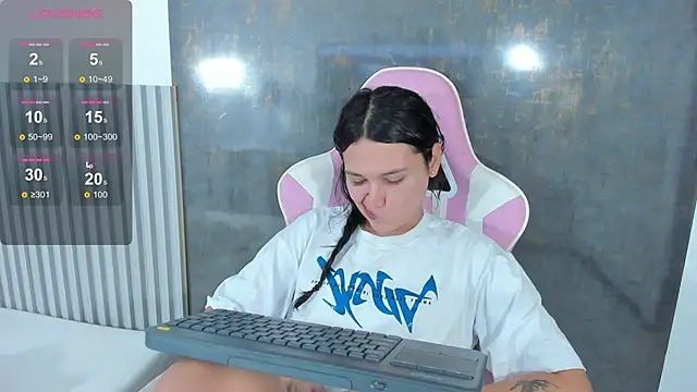 lana boomer online show from October 26, 7:31 pm