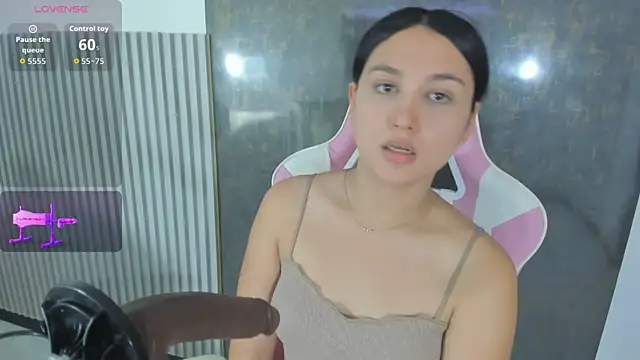 lana boomer online show from April 7, 9:04 pm