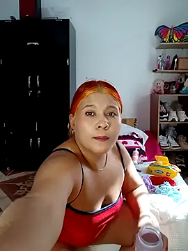 Stylevoluptuousvycky online show from March 20, 9:08 pm