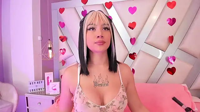 MadissonRey online show from March 3, 3:51 pm