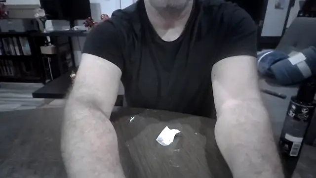 Snapshot of LARawAlways2 chatting on October 24, 8:22 am LARawAlways2 online show from October 24, 8:22 am