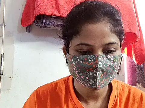 Snapshot of samosa73 chatting on November 27, 8:27 am samosa73 online show from November 27, 8:27 am