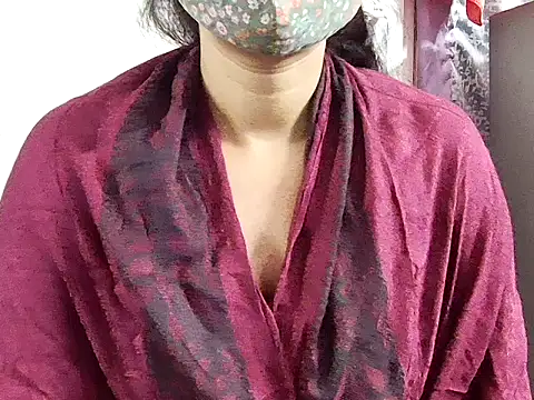 Snapshot of samosa73 chatting on November 29, 6:00 pm samosa73 online show from November 29, 6:00 pm