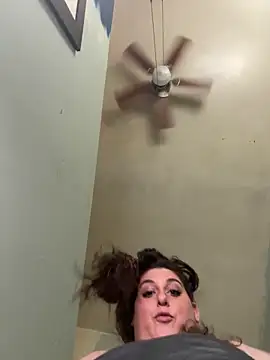 Snapshot of delinadelray chatting on December 21, 10:40 pm delinadelray online show from December 21, 10:40 pm