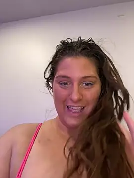 Snapshot of delinadelray chatting on December 27, 2:25 am delinadelray online show from December 27, 2:25 am