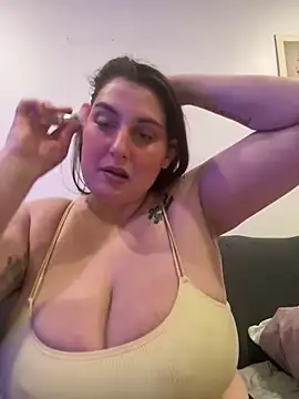 Snapshot of delinadelray chatting on March 8, 11:28 pm delinadelray online show from March 8, 11:28 pm