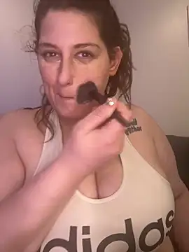 Snapshot of delinadelray chatting on March 15, 2:14 am delinadelray online show from March 15, 2:14 am