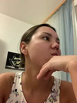 MiraMiss online show from March 22, 6:44 pm