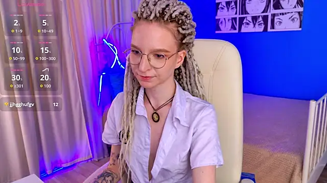 VioletShine online show from July 25, 12:47 pm