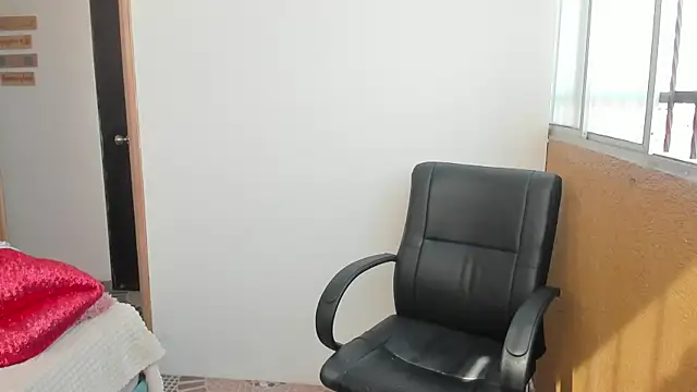 DannaMishellx  online show from January 19, 2:06 pm