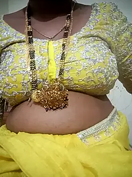 Snapshot of Telugu-mirchi chatting on October 26, 4:46 pm Telugu-mirchi online show from October 26, 4:46 pm